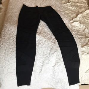 Lululemon High Rise Wunder Under Leggings